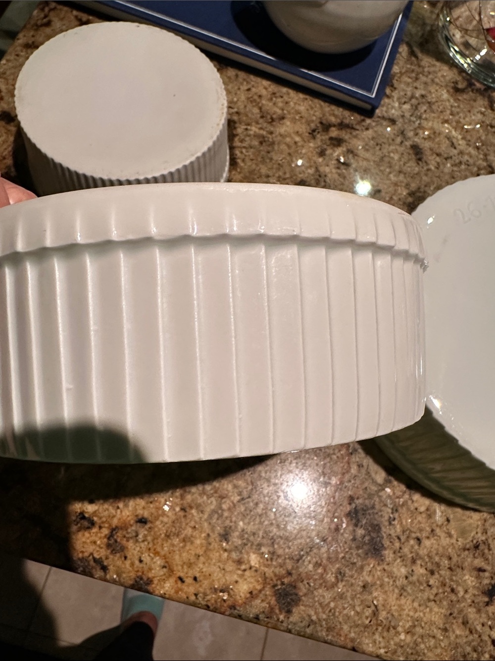 Set of 3 white porcelain soufflé dishes Pillivuyt